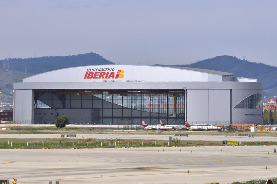 hangar-iberia3